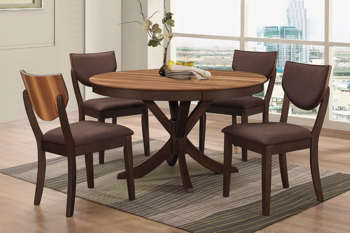 Turner Round Dining Table 4 Side Chairs